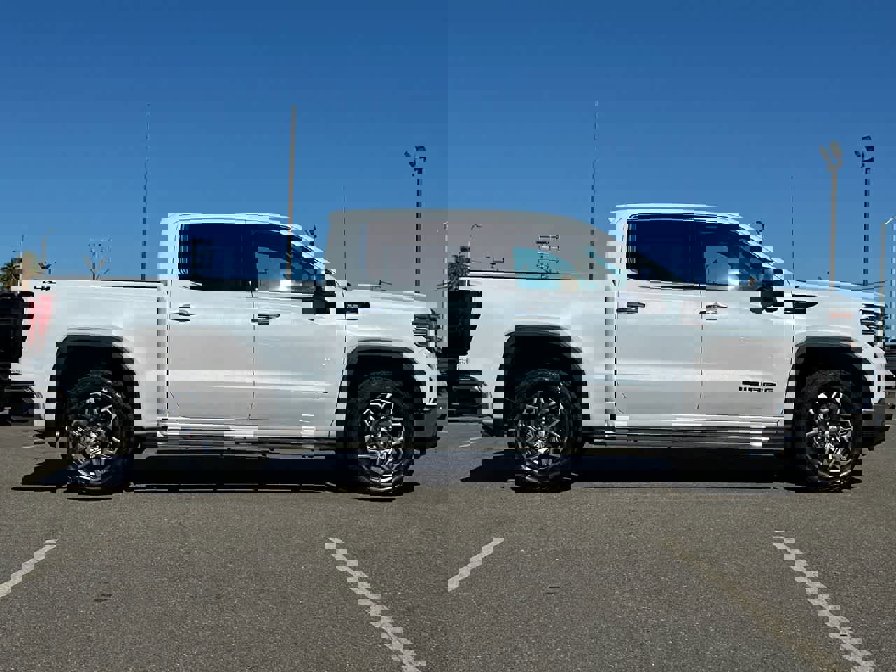 New 2026 GMC Sierra 1500 SLT w/ SLT Premium Package image 14