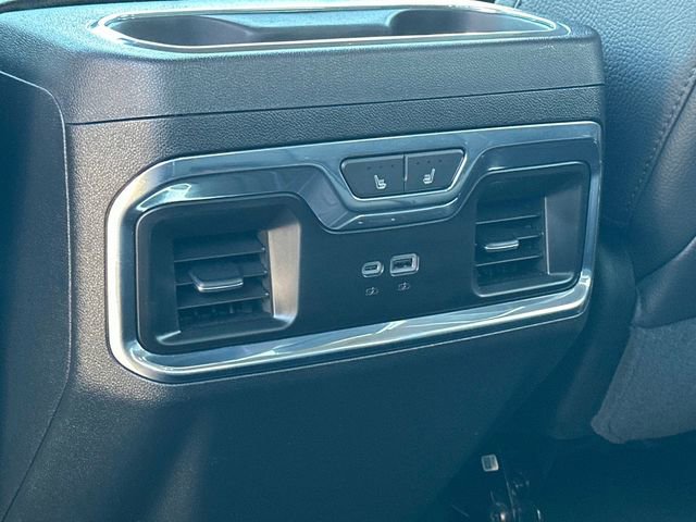 Used 2024 GMC Sierra 2500 Denali w/ Technology Package image 17