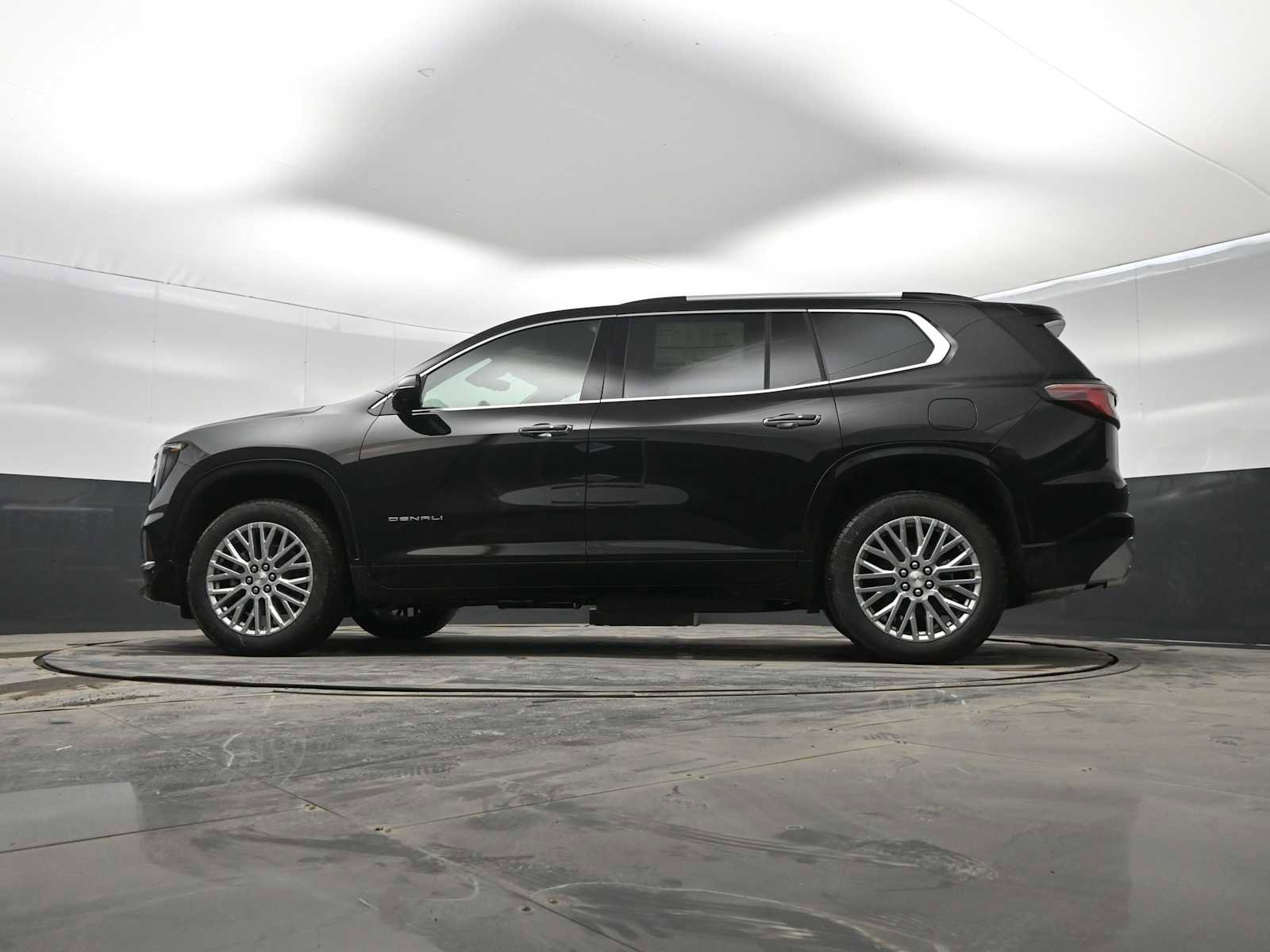 New 2026 GMC Acadia Denali w/ Super Cruise Package AWD/4WD image 36