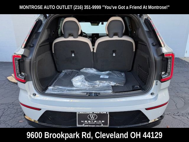 New 2025 Volvo EX90 Plus image 39