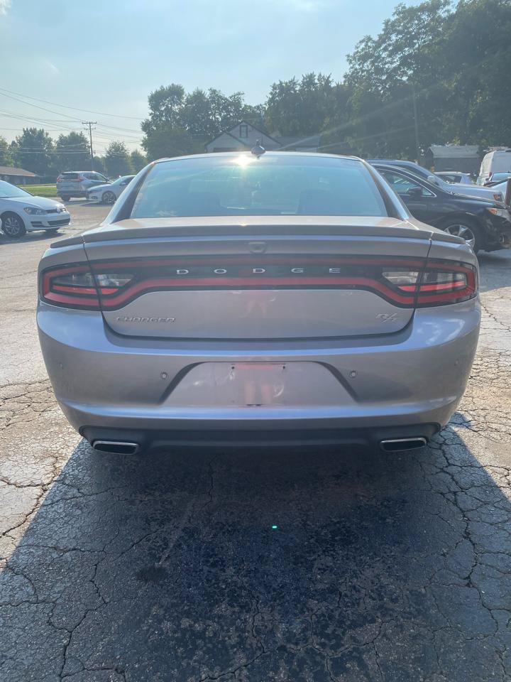 Used 2015 Dodge Charger R/T w/ Plus Group RWD image 8