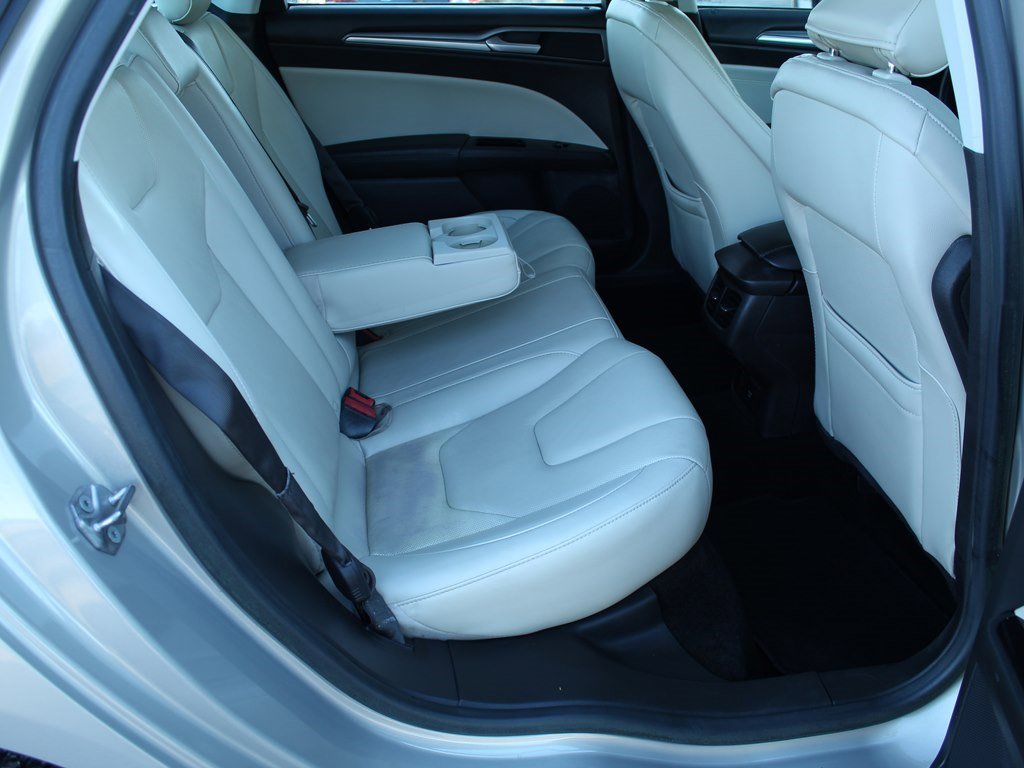 Used 2015 Ford Fusion Titanium image 21