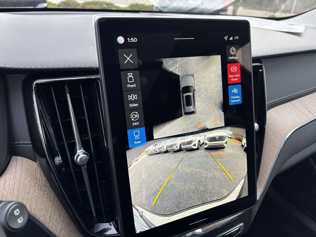 New 2026 Volvo XC60 B5 Ultra w/ Protection Package Premier image 20