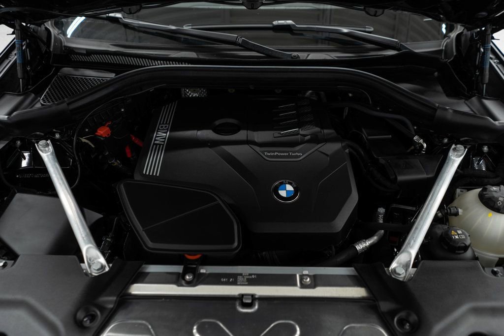 Used 2025 BMW X4 xDrive30i image 43