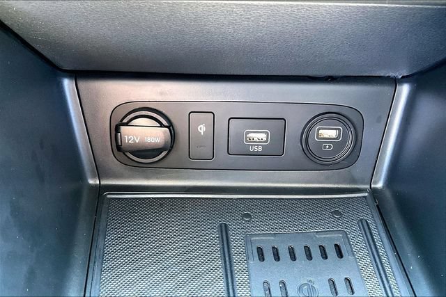 Used 2022 Hyundai Sonata Limited FWD image 16