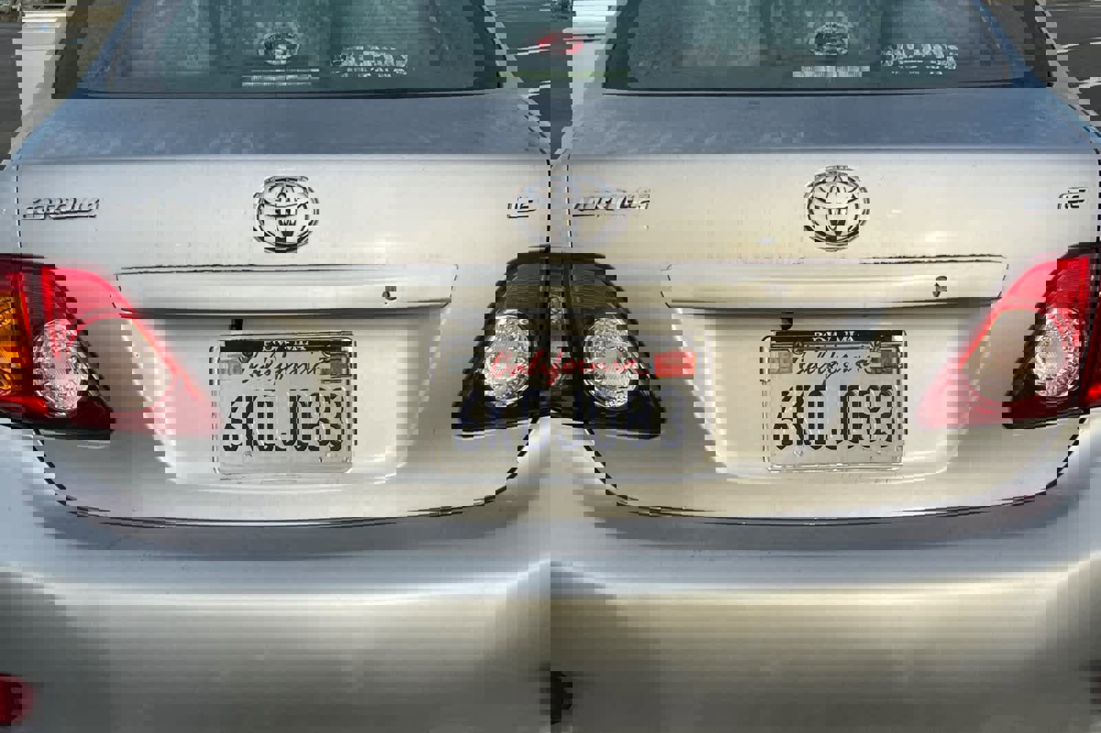 Used 2010 Toyota Corolla LE image 16