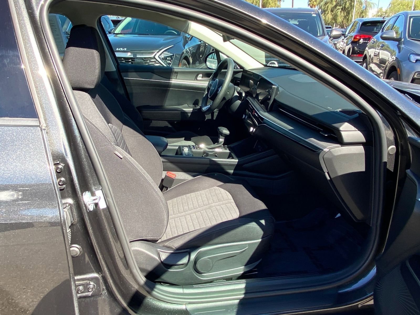 Used 2025 Kia K5 LXS image 35