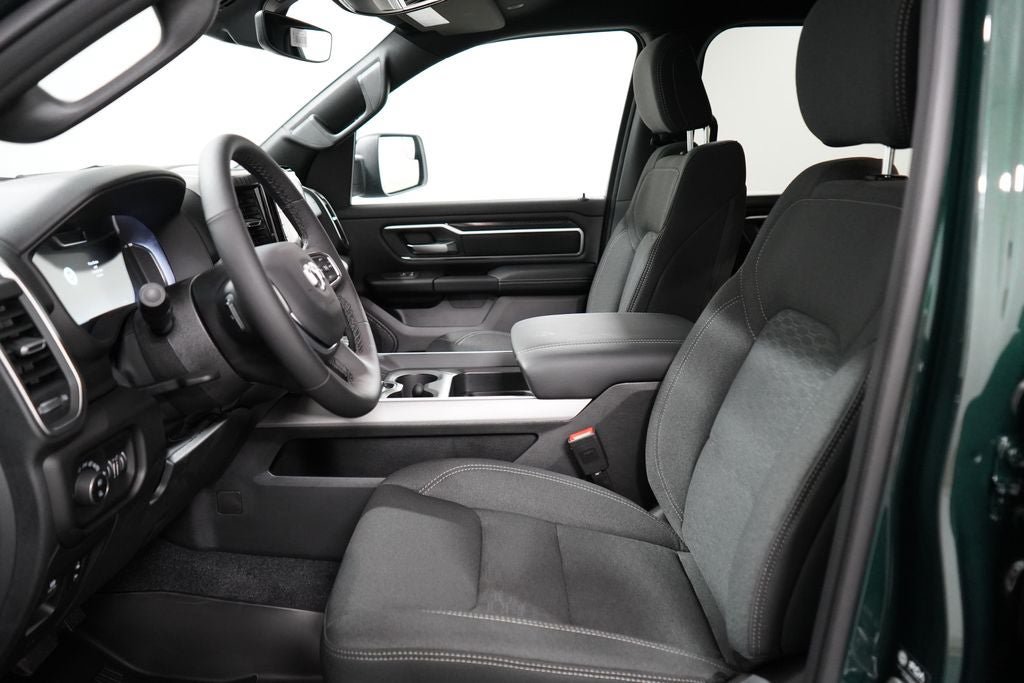 New 2027 RAM 1500 Big Horn AWD/4WD image 13
