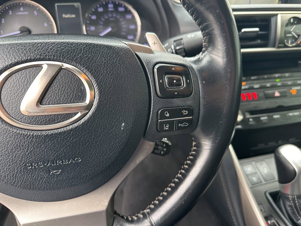 Used 2017 Lexus IS 300 300 w/ Navigation System Package image 15