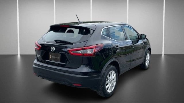 Used 2021 Nissan Rogue Sport S FWD image 8