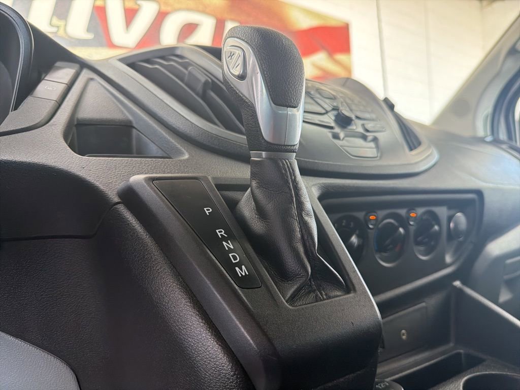 Used 2016 Ford Transit 150 XL image 27
