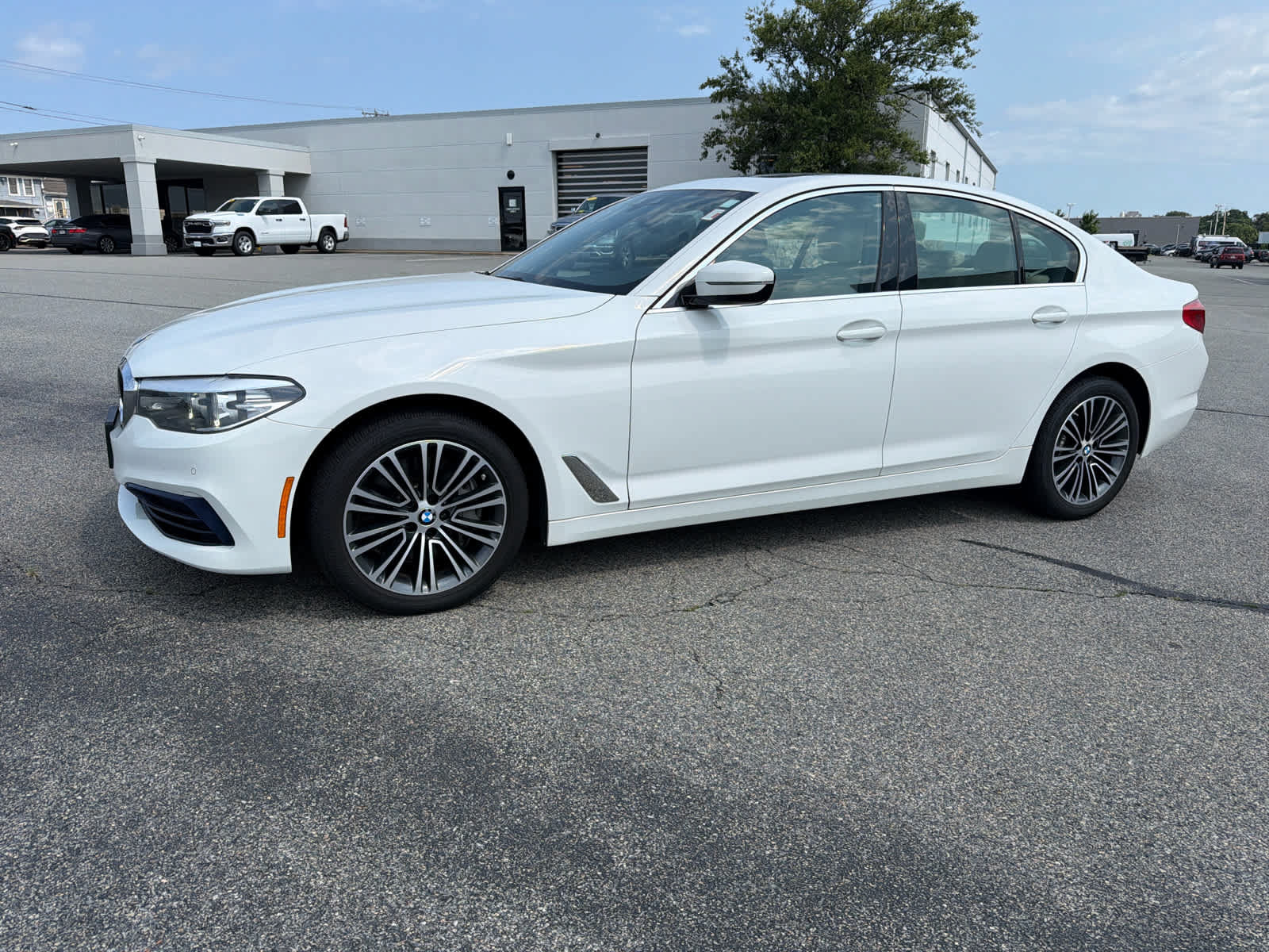 Used 2020 BMW 540i xDrive w/ Convenience Package AWD/4WD image 4