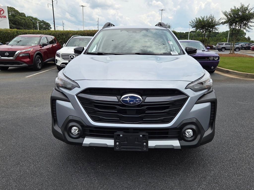 Used 2023 Subaru Outback Limited XT AWD/4WD image 2