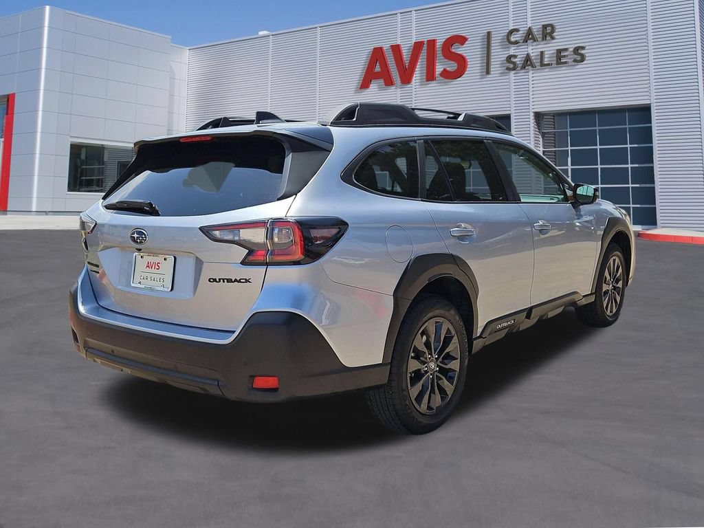Used 2025 Subaru Outback Onyx Edition AWD/4WD image 6