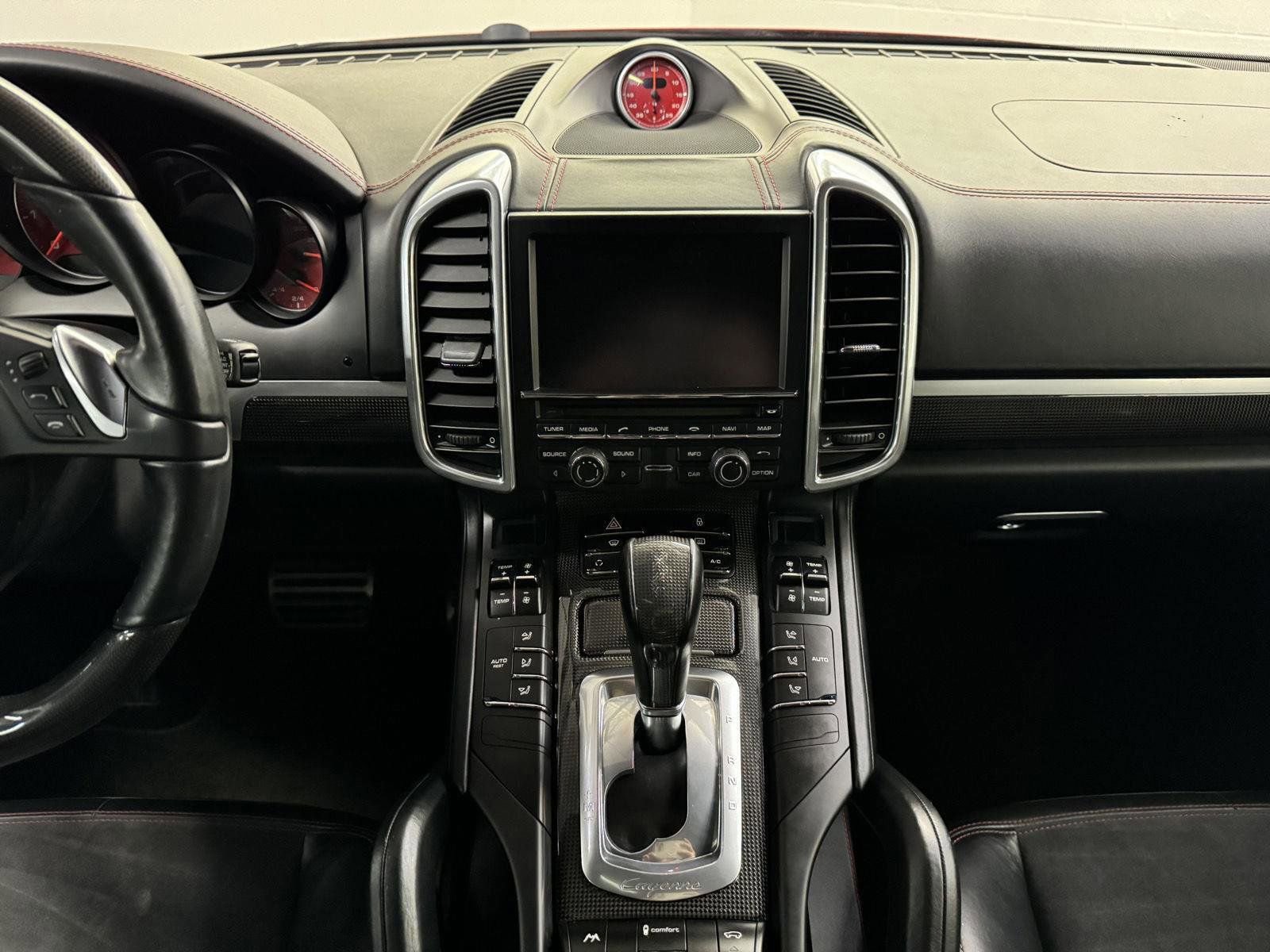 Used 2013 Porsche Cayenne GTS image 14