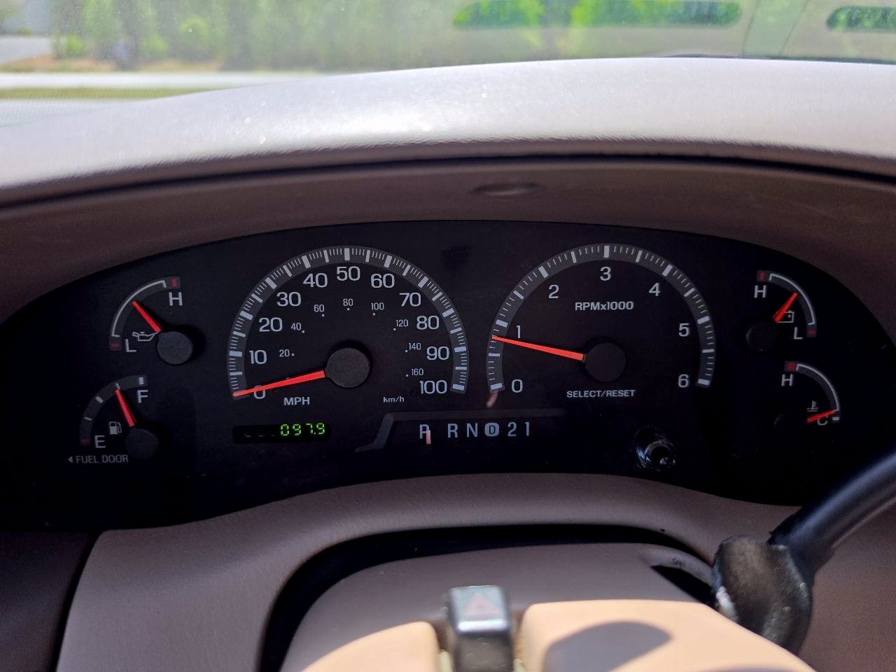 Used 1999 Ford Expedition XLT AWD/4WD image 12