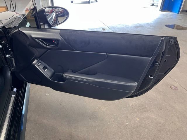 Used 2023 Toyota GR86 Premium w/ ALL Weather Mat Package (TMS) image 12