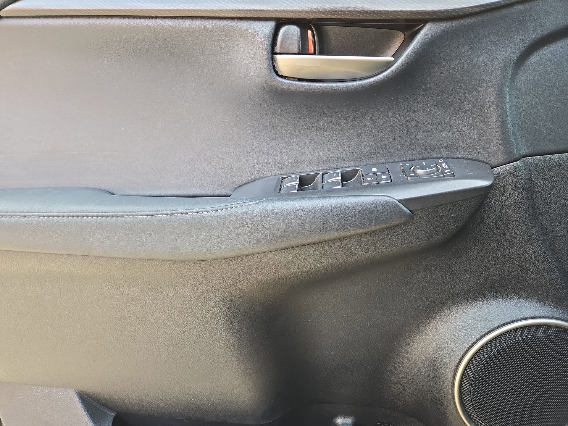 Used 2020 Lexus NX 300 w/ Comfort Package image 15