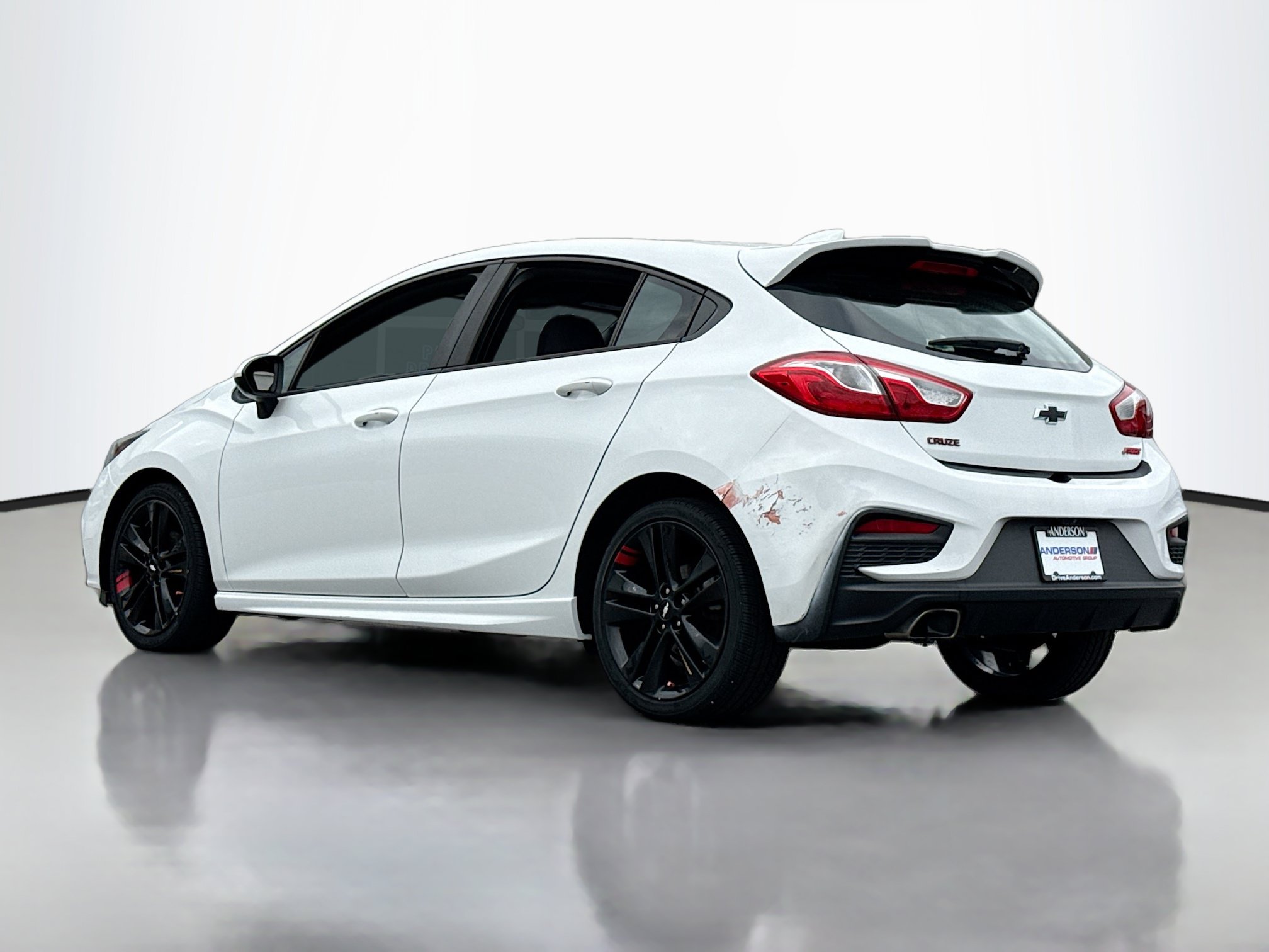 Used 2018 Chevrolet Cruze LT w/ Redline Edition FWD image 14