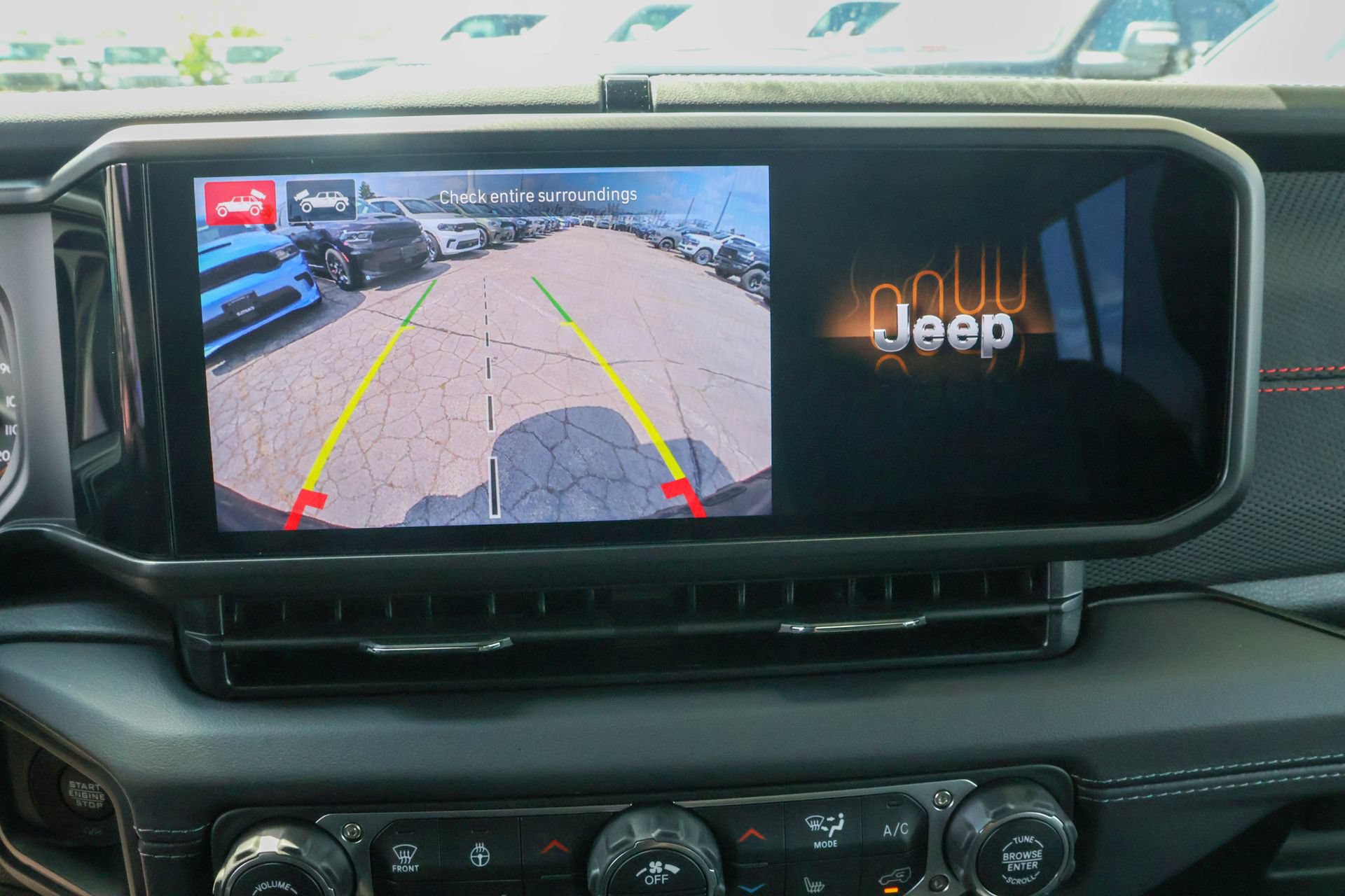 New 2027 Jeep Wrangler Unlimited Rubicon AWD/4WD image 17