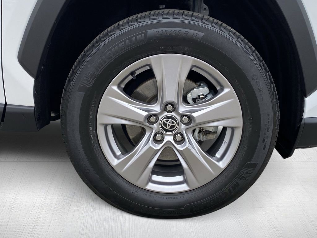 Certified 2023 Toyota RAV4 XLE AWD/4WD image 15