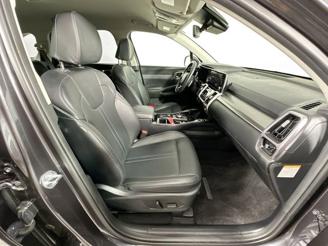 Used 2023 Kia Sorento EX AWD/4WD image 30