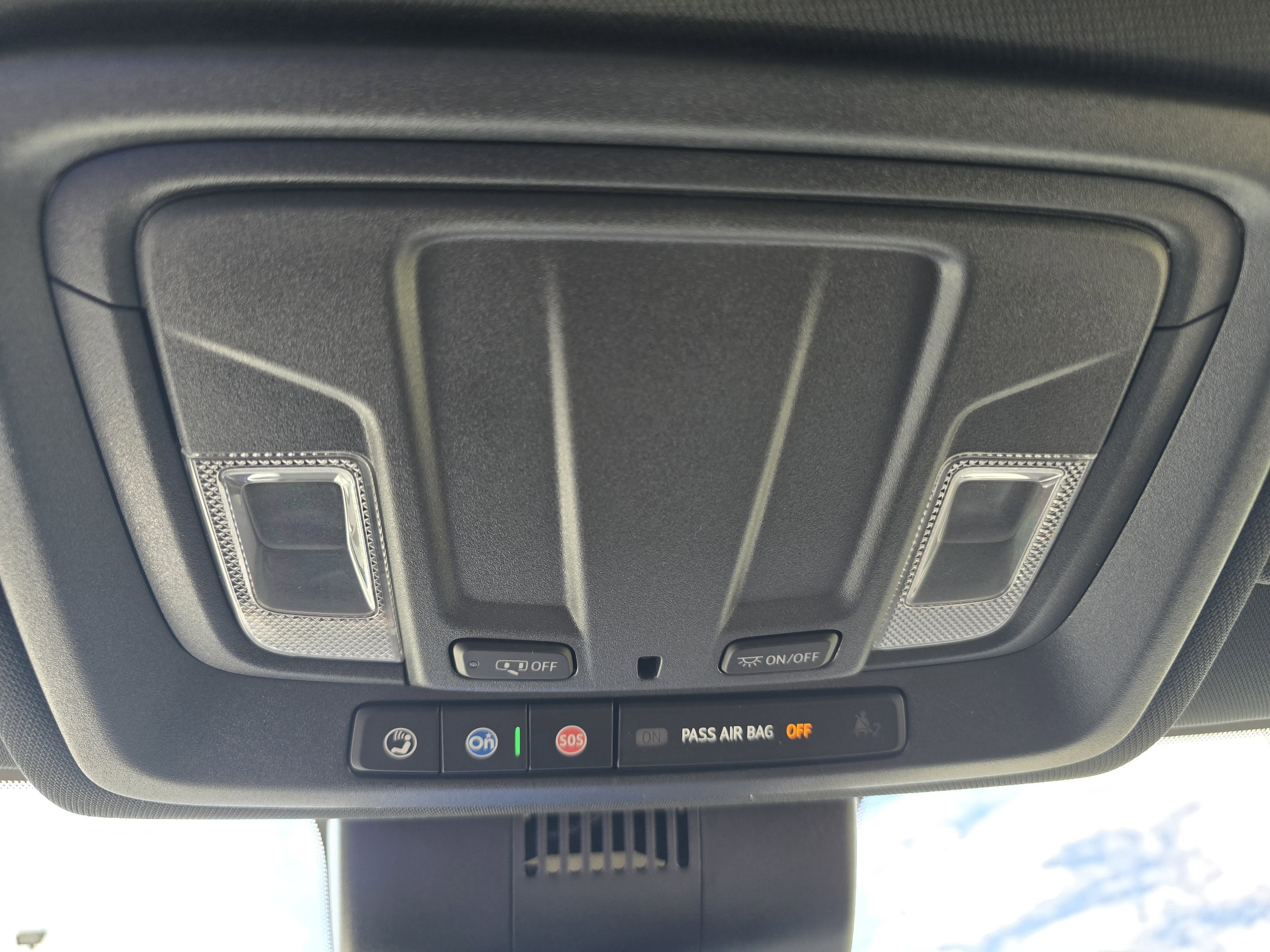 Used 2025 GMC Sierra 1500 AT4 image 37