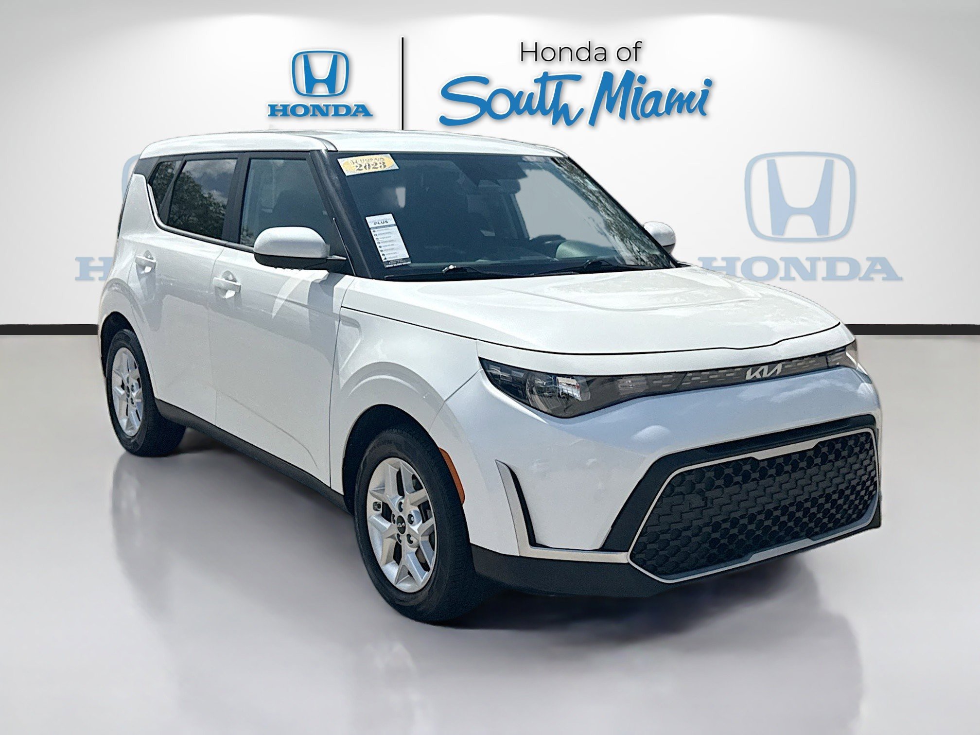 Used 2023 Kia Soul LX w/ Option Group 015