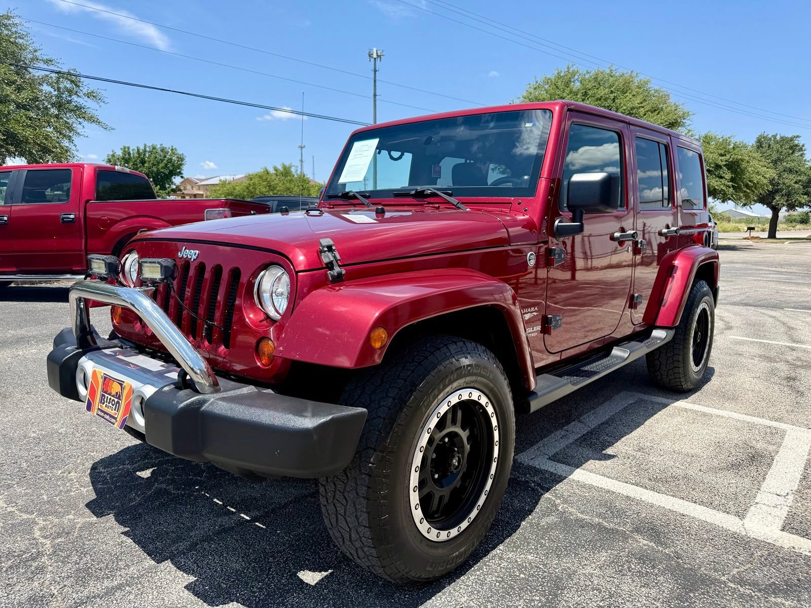 Used 2012 Jeep Wrangler Unlimited Sahara w/ Dual Top Group AWD/4WD image 7