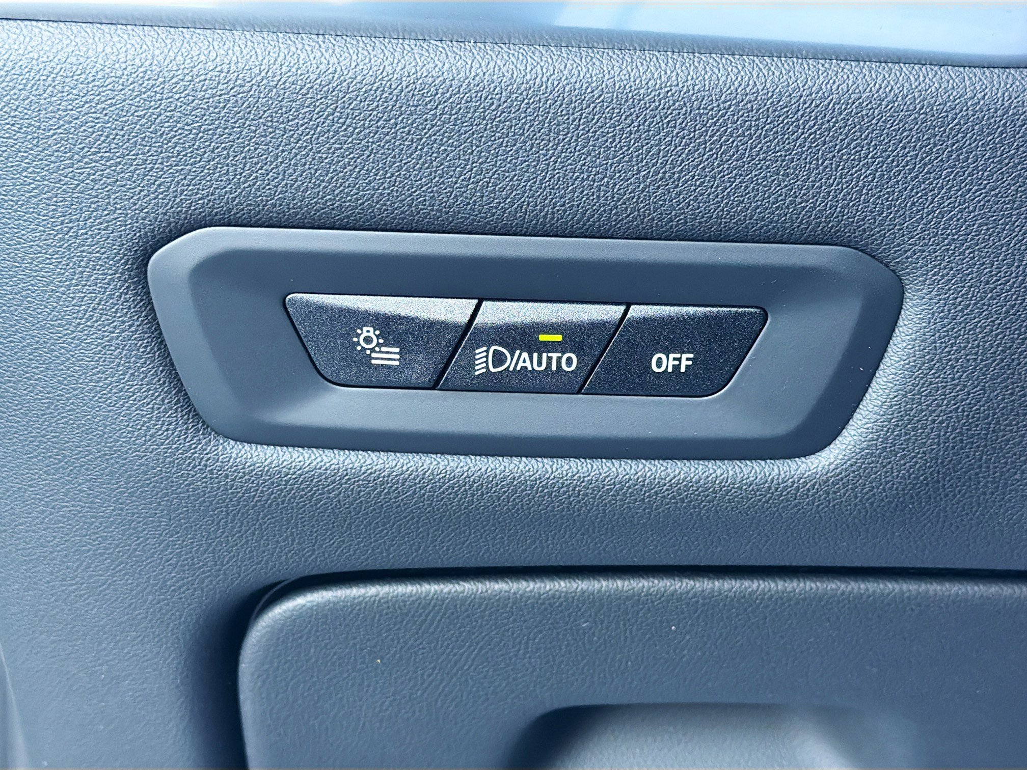 New 2026 BMW X6 xDrive40i w/ Executive Package image 35