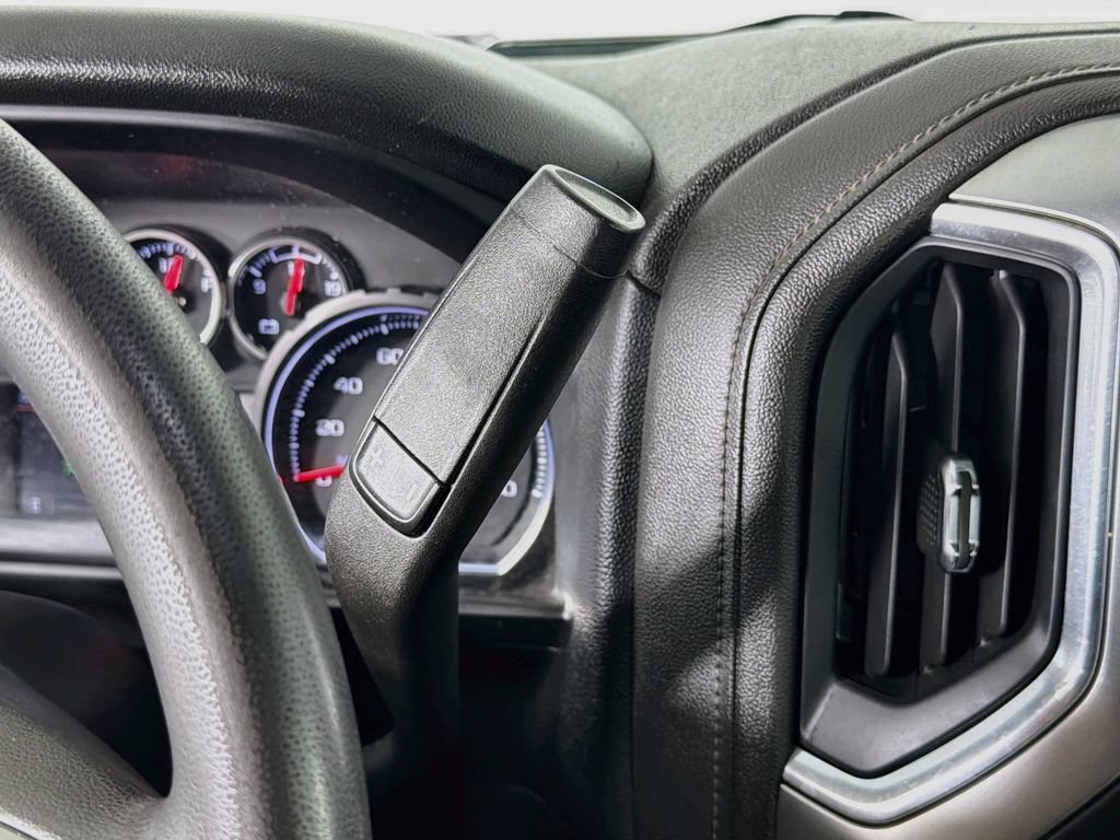 Used 2022 Chevrolet Silverado 2500 LT AWD/4WD image 16