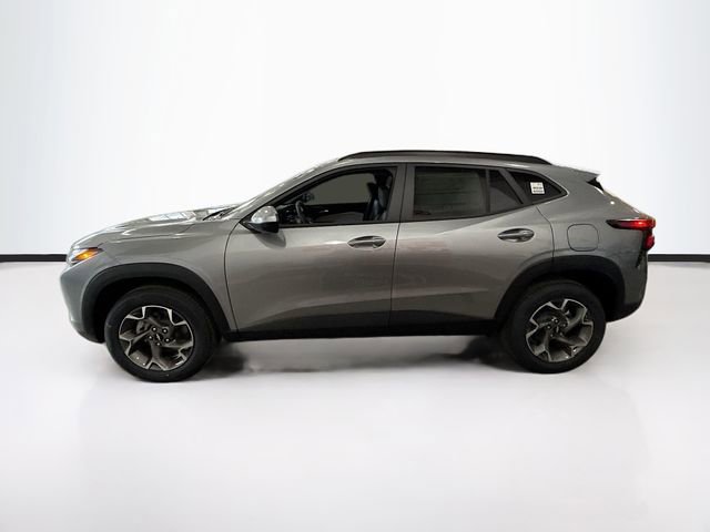 New 2026 Chevrolet Trax LT w/ Driver Confidence Package image 9