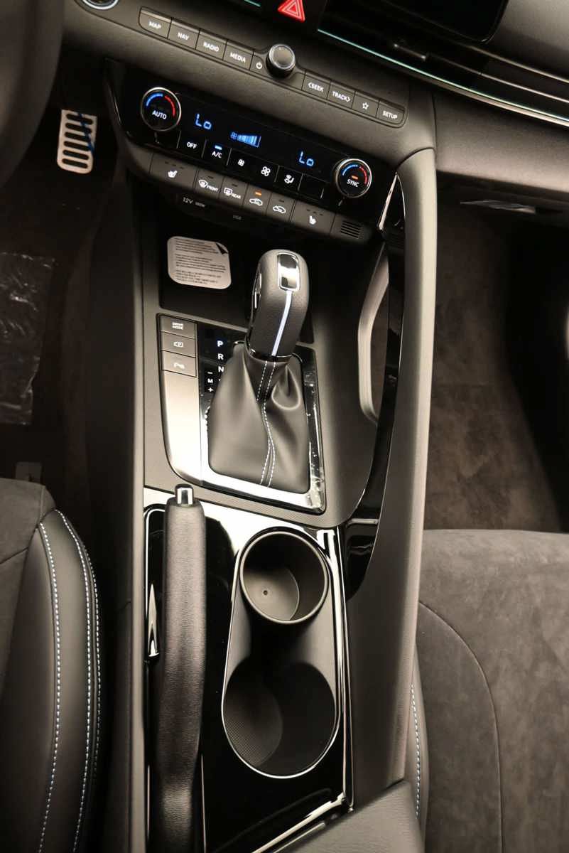 New 2026 Hyundai Elantra N FWD image 20