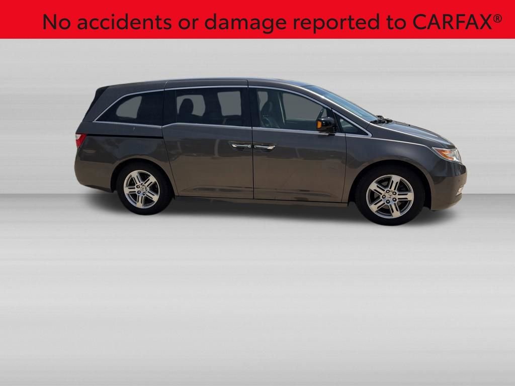 Used 2011 Honda Odyssey Touring Elite image 2