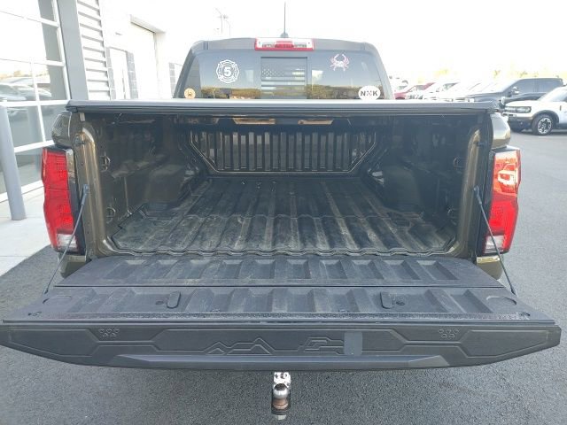 Used 2024 Chevrolet Colorado Z71 w/ Z71 Convenience Package 2 image 7