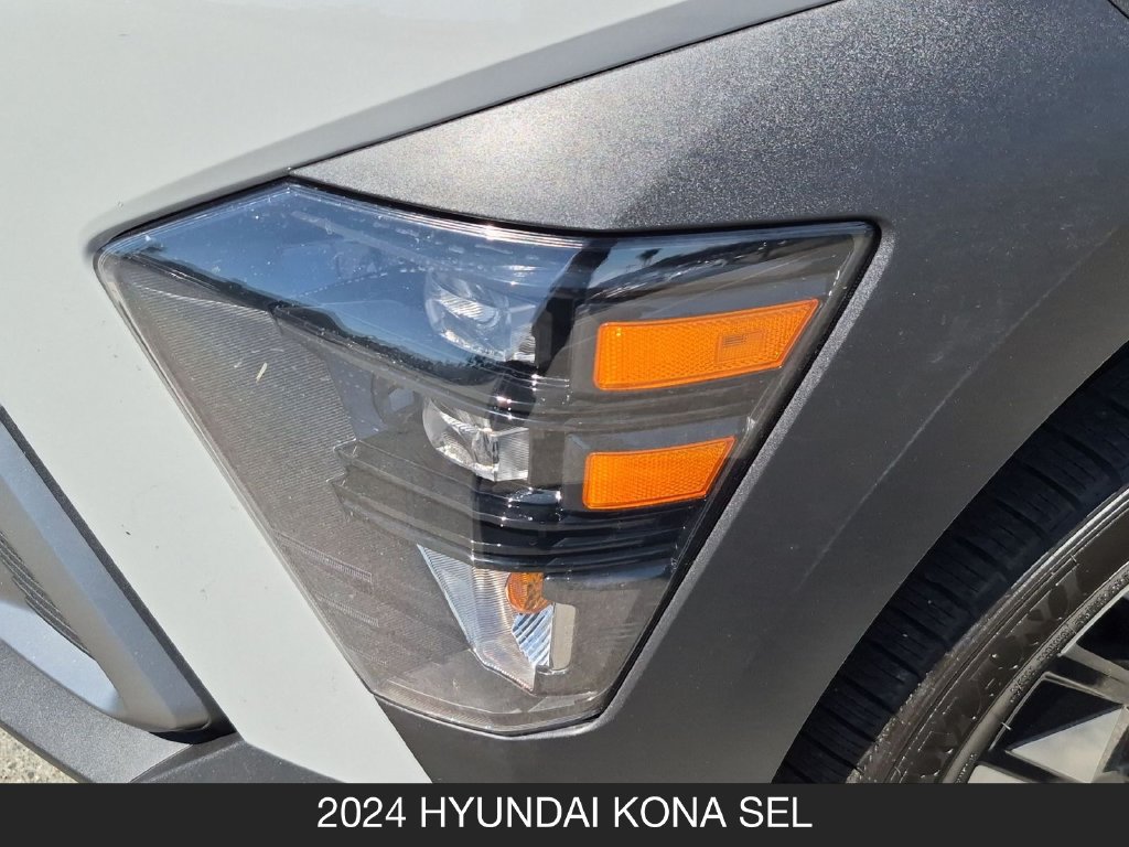 Used 2024 Hyundai Kona SEL AWD/4WD image 10
