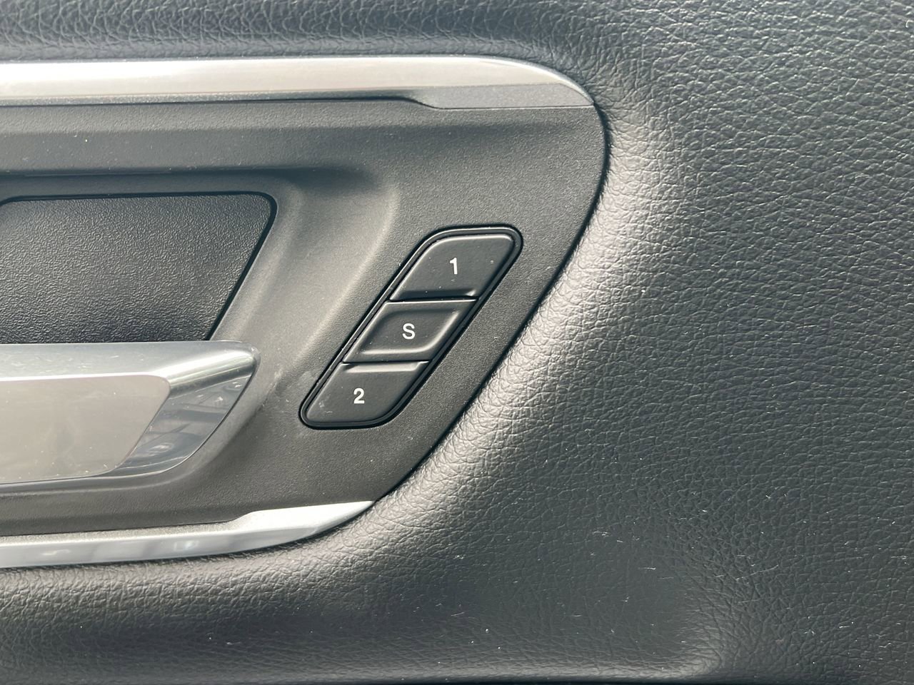 Used 2020 RAM 1500 Laramie image 24