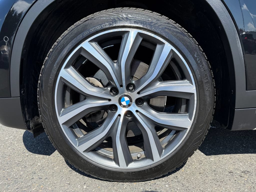 Used 2017 BMW X1 xDrive28i AWD/4WD image 9
