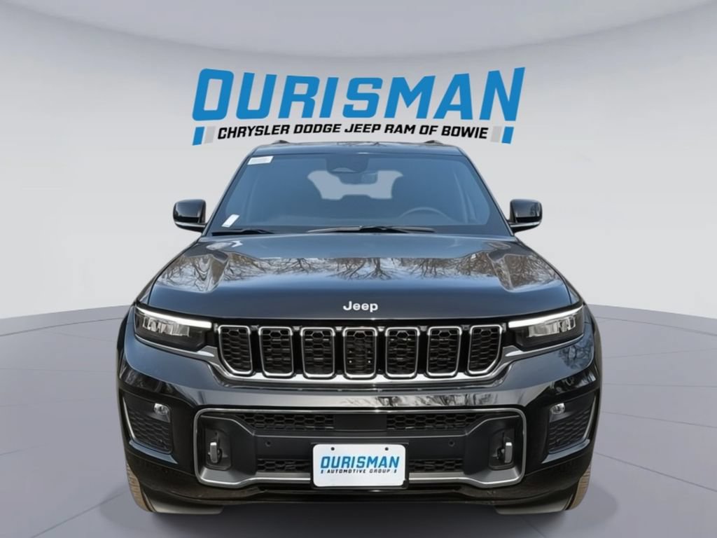 New 2025 Jeep Grand Cherokee Overland w/ Luxury Tech Group IV AWD/4WD image 8