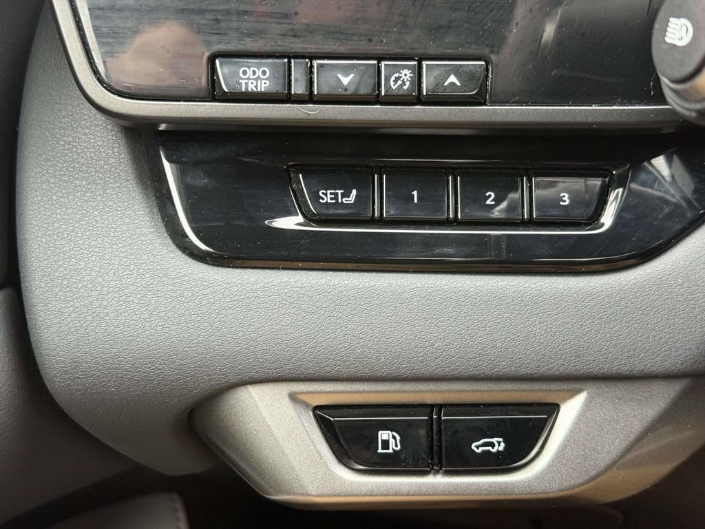 Used 2023 Lexus RX 350h w/ Accessory Package (2T) image 23