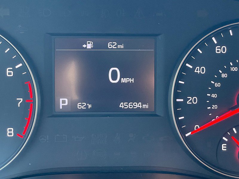 Used 2018 Kia Cadenza Premium image 17