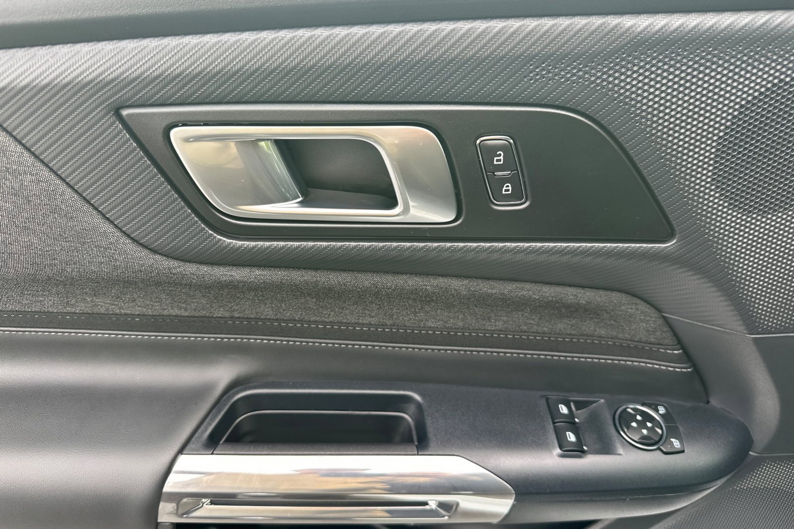 New 2026 Ford Mustang Coupe w/ Bronze Appearance Package image 11