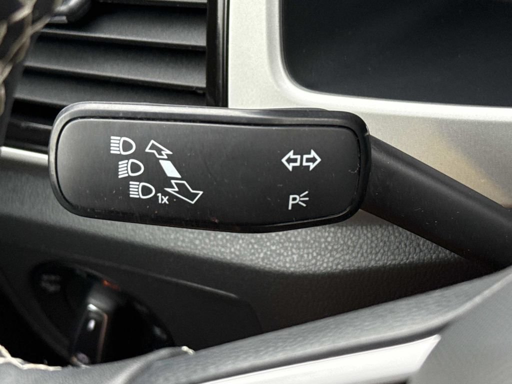 Used 2023 Volkswagen Atlas SE AWD/4WD image 23
