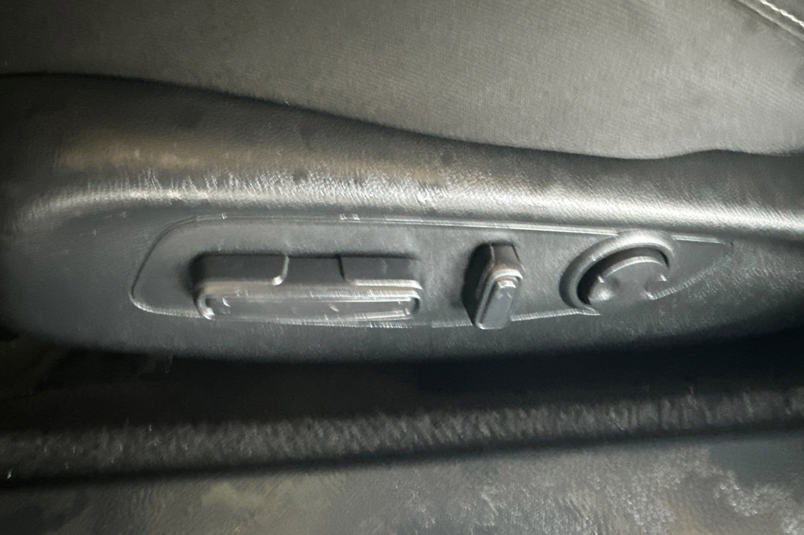 Used 2024 Honda Accord EX image 12