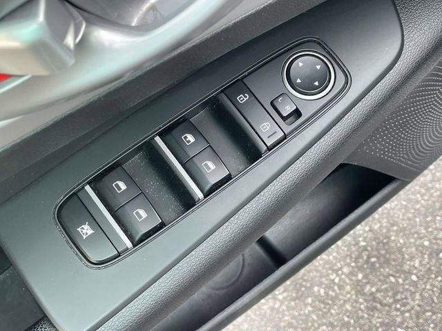 Used 2022 Kia Forte LXS FWD image 15