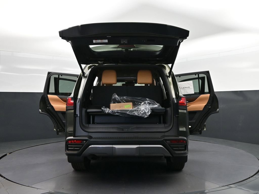 New 2026 Lexus LX 700h Luxury image 55