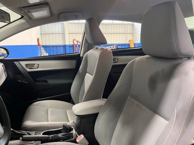 Used 2015 Toyota Corolla LE image 23
