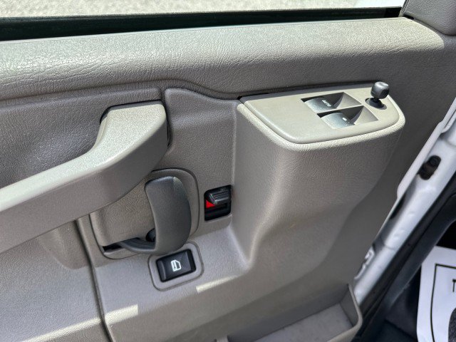 Used 2022 Chevrolet Express 2500 w/ Driver Convenience Package RWD image 19