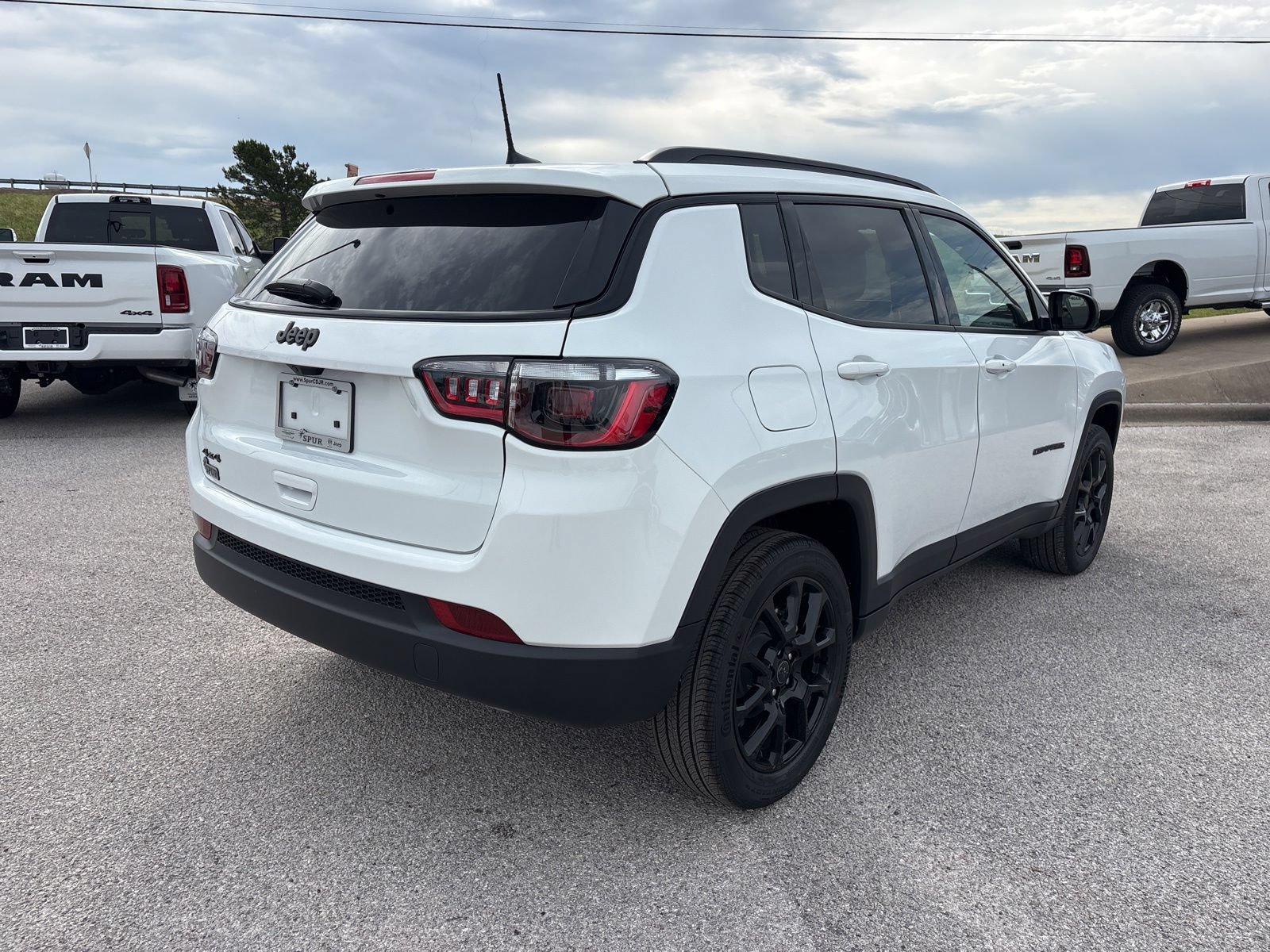 New 2026 Jeep Compass Latitude AWD/4WD image 6