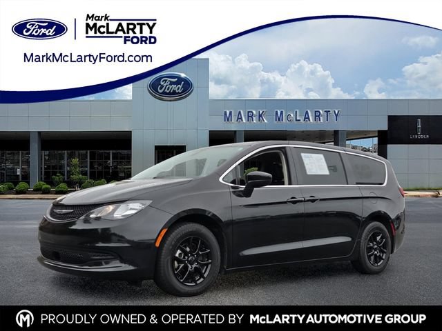 Used 2022 Chrysler Voyager LX